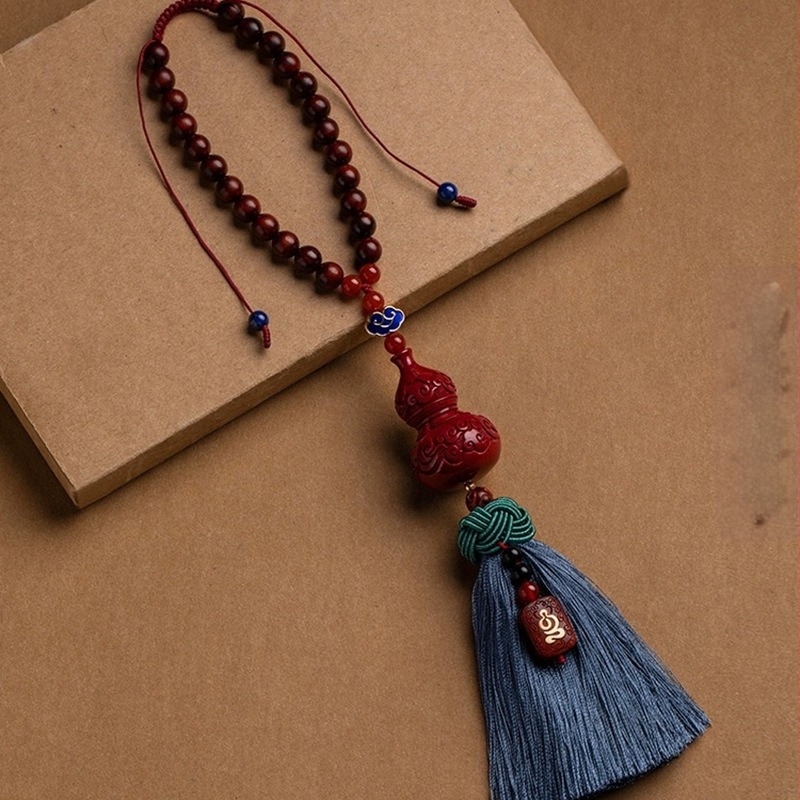 Auto privjesak od cinnabara, oblik tikve, porijeklo Hunan, proljeće 2024, srednjovjekovni stil, književni retro