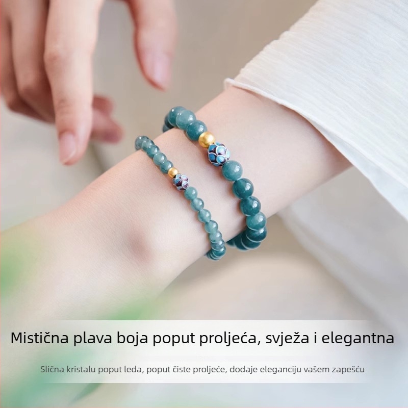 Nefritni narukvica – glatko brušena nefrit, unisex dizajn, cvjetni motiv, kapljasti oblik i geometrijski elementi; Polishxing marka; ljeto 2024 izdanje