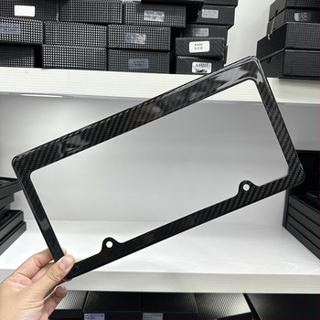 Okvir za registarsku tablicu od karbonskih vlakana, univerzalni model, štiti tablicu, prilagodljiva obrada