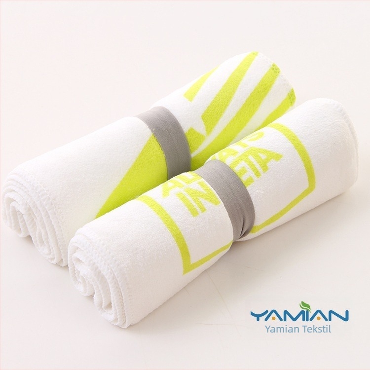 Sportski ručnik s tiskanim logom, 400 g, mješovita vlakna (poliestar/pamučna/kemijska vlakna), mogućnost prilagodbe, upijanje vode 5–10 s