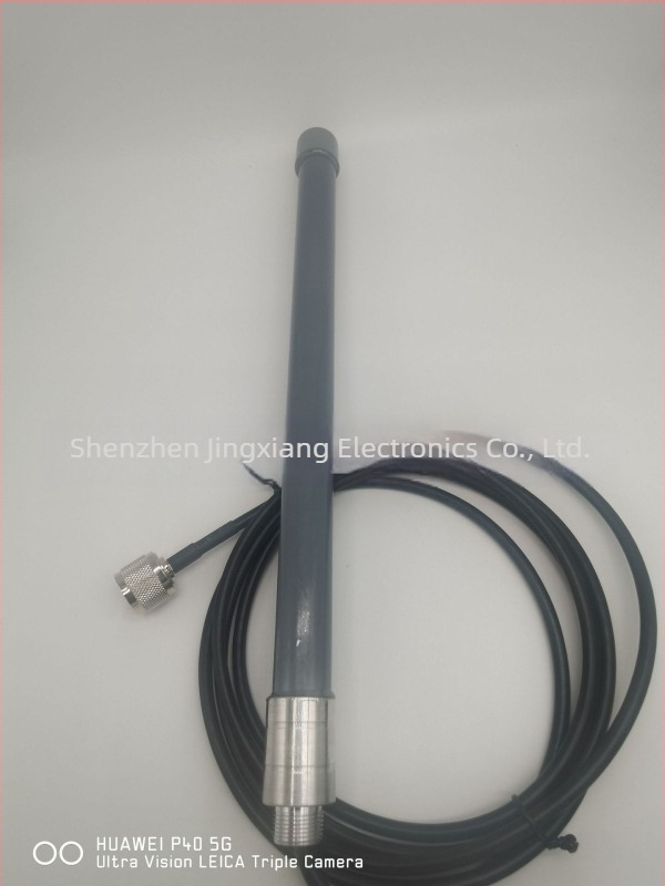 Vanjska omnidirekcijska FRP antena za 4G/LTE GSM 3G, DTU bazna stanica, dobitak 8 dB, frekvencijski raspon 700–2700 MHz, 50 Ω, SWR ≤1.5, 5 V