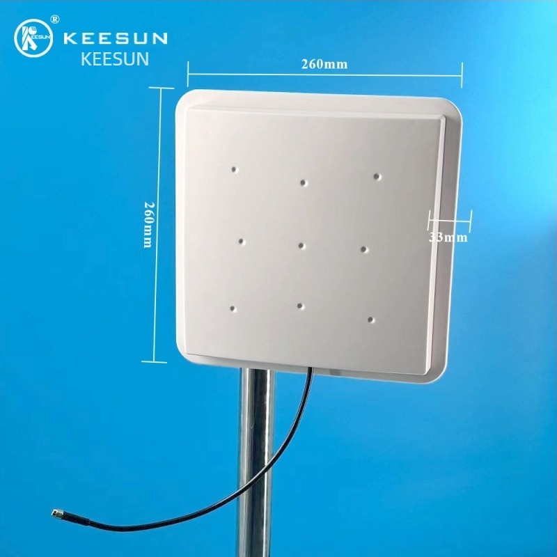 Usmjerena UHF plošna antena, linearno polarizirana, vanjska (470–510 MHz, 3–15 dBi, 50 Ω, SWR ≤ 1.92, 20 V)