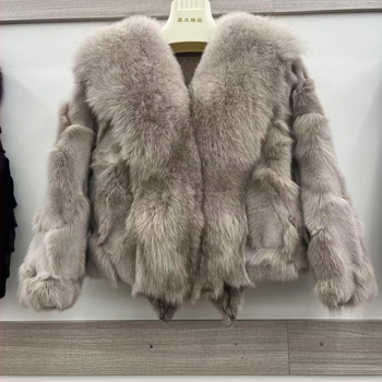 Kaput od lisice za žene, V-izrez s velikim lisjim ovratnikom, zvonasti rukavi, gradski stil
