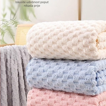 Kupaći ručnik – koralni pliš, 60S pređa, 300–400 g, šivanje rubova