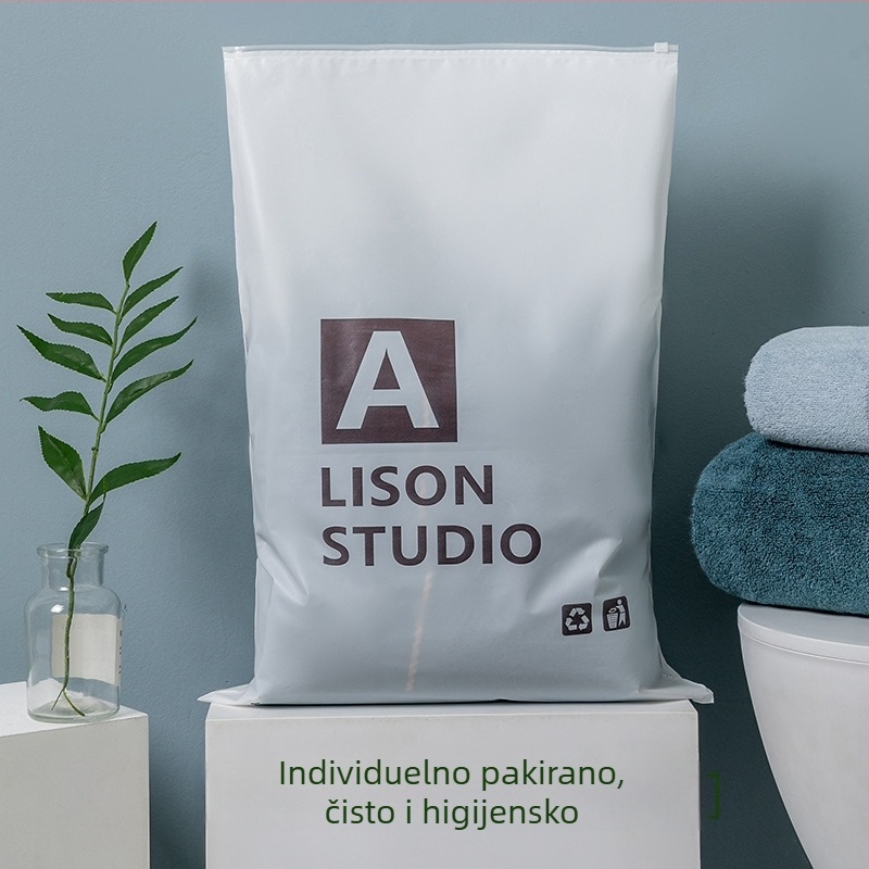 Derton kupaonski ručnik od vlakana bambusa, izvezeni završetak, 500 g i više, pređa 32s