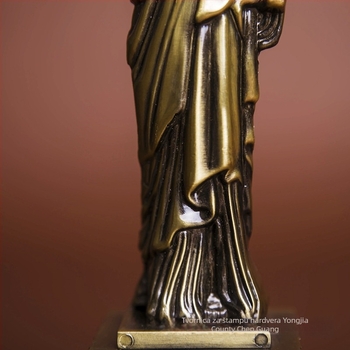 Dekorativna statua inspirirana Slobodom – kreativni dekor za dom i ured (Legura · Arhitektura · Chen Guang · Domaći prostor · Memorijal)