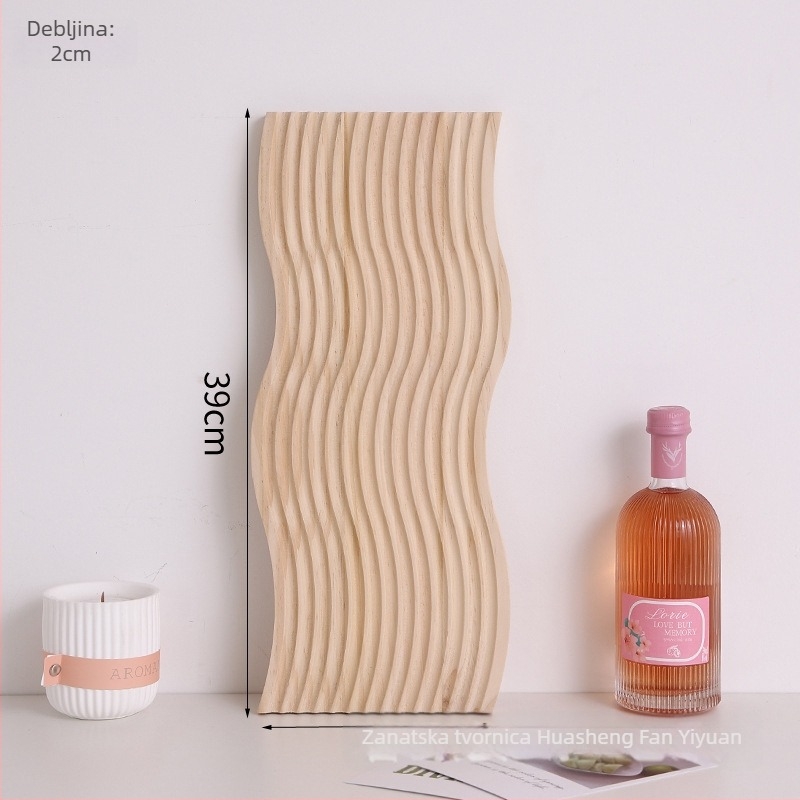 Nepravilno oblikovan drveni pladanj za dekoraciju i skladištenje, nordijski stil, ručno crtana površina, prugasti uzorak, promjer 11–13.9 cm.