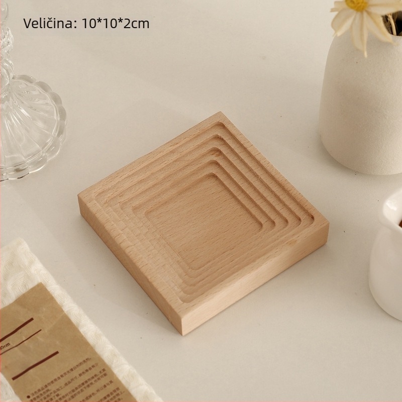 Nepravilno oblikovan drveni pladanj za dekoraciju i skladištenje, nordijski stil, ručno crtana površina, prugasti uzorak, promjer 11–13.9 cm.