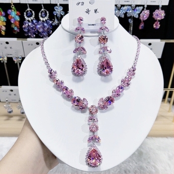 Set ogrlice i naušnica sa cirkonima i kristalima, elektroplatinirani lanac ključne kosti, bakreni privjesak, originalni cvjetni dizajn