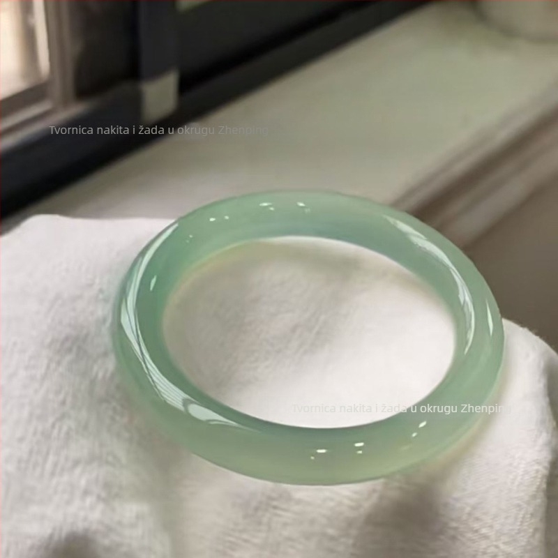 Prirodna halcedonska kružna narukvica s visećim ukrasom – pojedinačno pakirana, Zhuoyuke