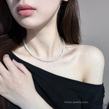 Ogrlica od slatkovodnih bisera, gotovo okruglog oblika, srebro 925, Vanlen, Zhuji