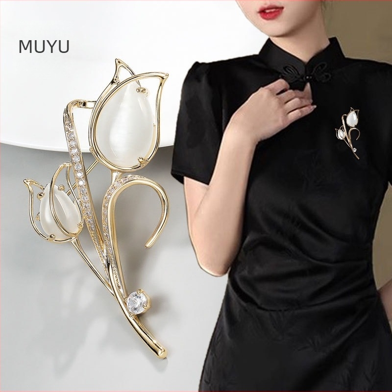 Bakrena tulipanska broš za žene – cvjetni pin s mikro-inlayjem