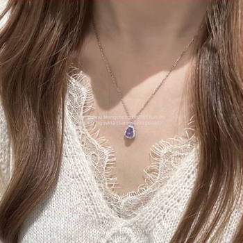 Ogrlica od srebra 999 s privjeskom od ametista u obliku tikve, u završetku od 18k zlata, ručno izrađeno