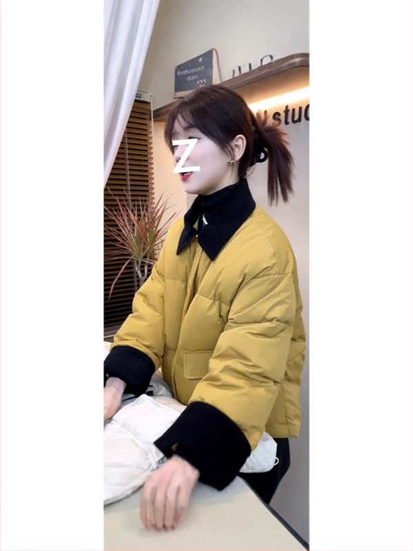 Ženska Corduroy jakna s Corduroy ovratnikom, zip, zima 2025