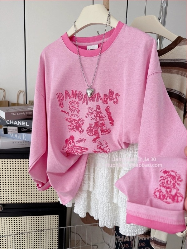 Autumn Dopamine – oversize pamuk majica s izvezenim motivom, blok boja, dugi rukavi, okrugli izrez, srednje duljine.
