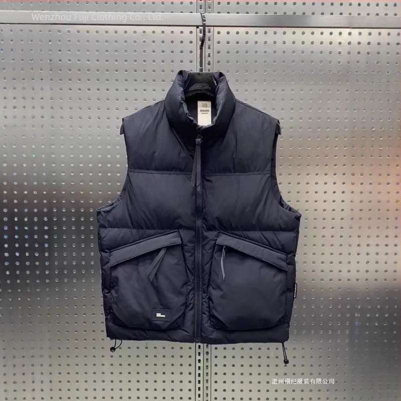 Vesta s perjem — Labav kroj, corduroy tkanina, 100% perje, punjenje od bijelog patka, zatvarač