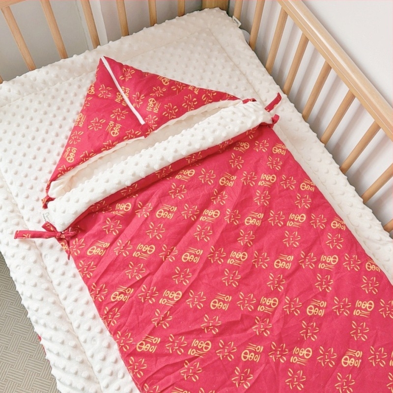 Djetoji spavaći vreć za zimu u stilu kokona, vanjski materijal od pamuk mešavine, podstava od poliestera, punilo od perja i svile pamuka, crtani uzorak, strojno pranje