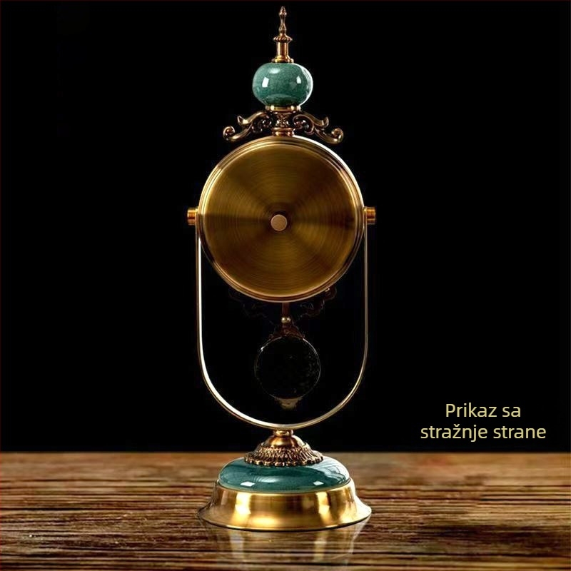 Stolni sat, nordičkog dizajna, analogni prikaz, baterijsko napajanje, metalno kućište