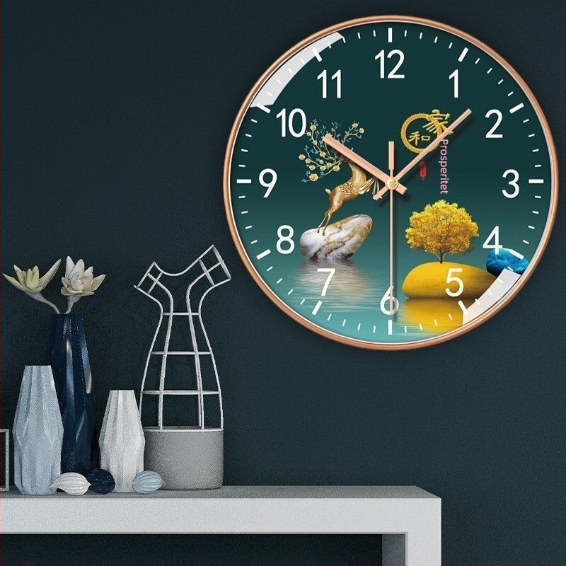 Zidni sat s Hengfan kvarcnim mehanizmom, plastično kućište i brojčanik, napajanje baterijom, jednostrana, jednostavan i moderan stil