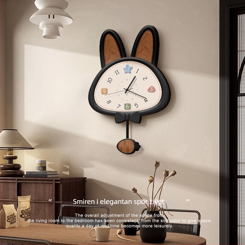 Zidni sat u francuskom stilu, tih, punjivi, cifernik od kaljenog stakla