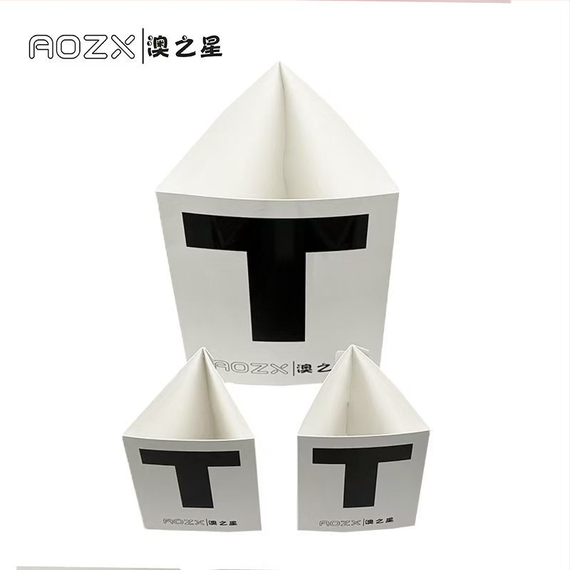 T-karta za suđenje stolnom tenisu (T oblik) od kartona