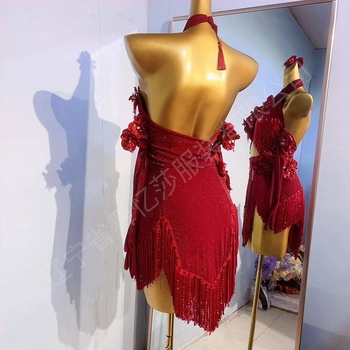 Ženska latinska plesna haljina s resicama — najlon 95%+, spandeks 90–95%, proljeće 2024, nacionalni standard plesa