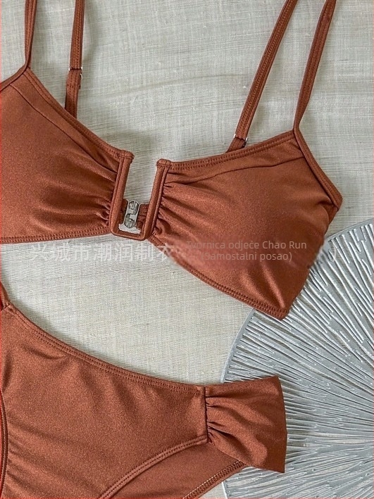 Bikini visokog struka s plisiranim dizajnom, bez naramenica, s umetkom za grudi, poliester