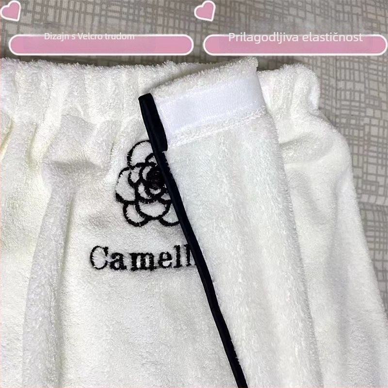 Camellia trodijelni set za kupanje: nosiva ručnik-omotnica, kapu za sušenje kose, koralni fleece, poliester materijal, 230 g