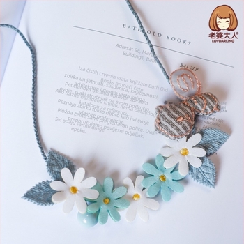 Dječja ogrlica s perlama i privjeskom od matične perle, prirodan cvjetni stil, višeslojni dizajn, prilagodljiv