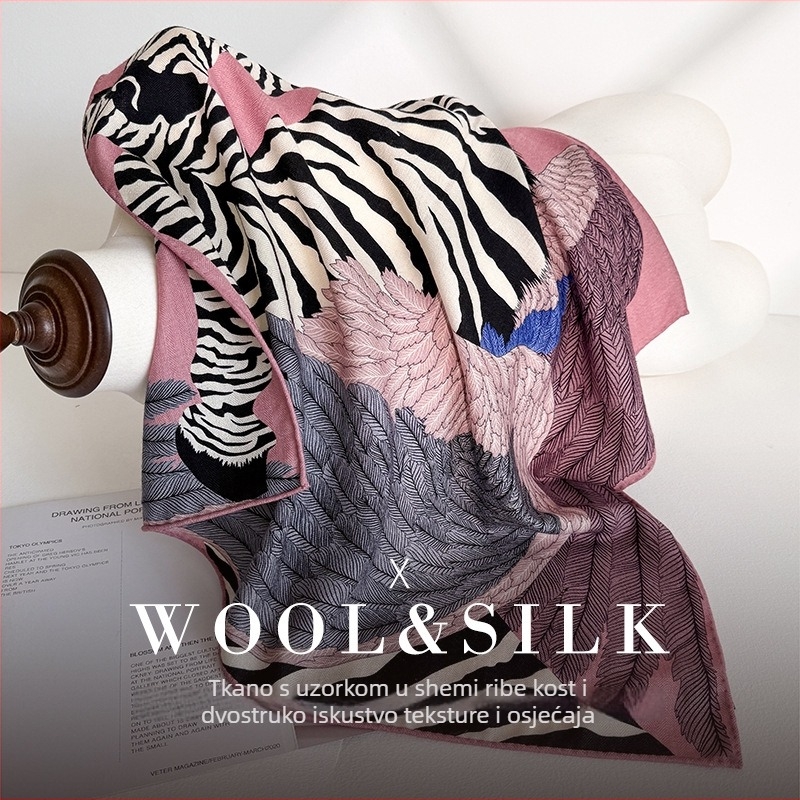 Šal kvadratnog kroja od svile i vune s twill tkanjem i otiskom, jesen 2025, luksuzni poslovni stil