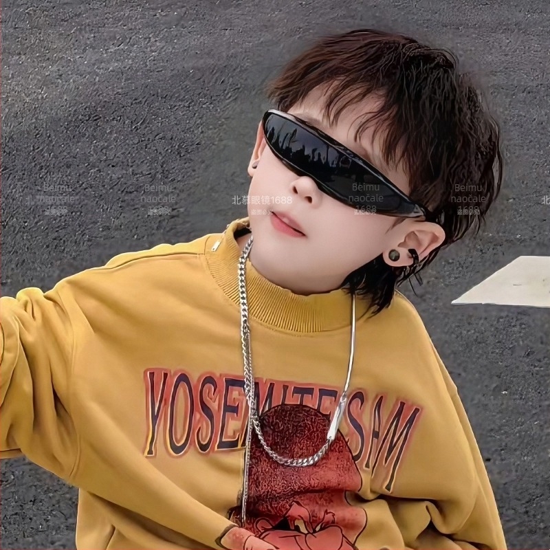 Futurističke dječje sunčane naočale — potpuno PC okvire, AC leće, UV-380 zaštita, nepolarizirano