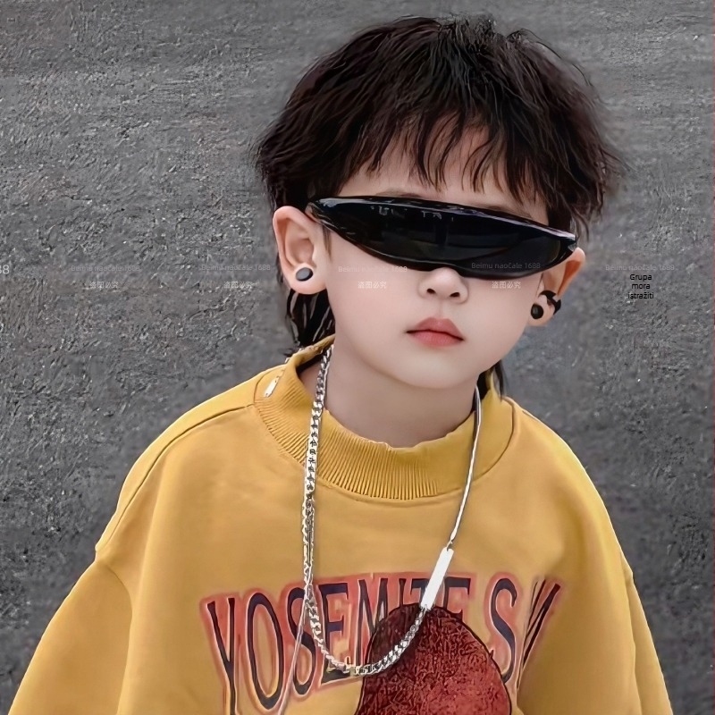 Futurističke dječje sunčane naočale — potpuno PC okvire, AC leće, UV-380 zaštita, nepolarizirano