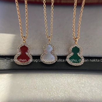 Ogrlica s privjeskom u obliku tikve, od V-zlatnog materijala | CNC proizvodnja, ručno postavljeni dijamanti | duljina 41–50 cm | O-lanac