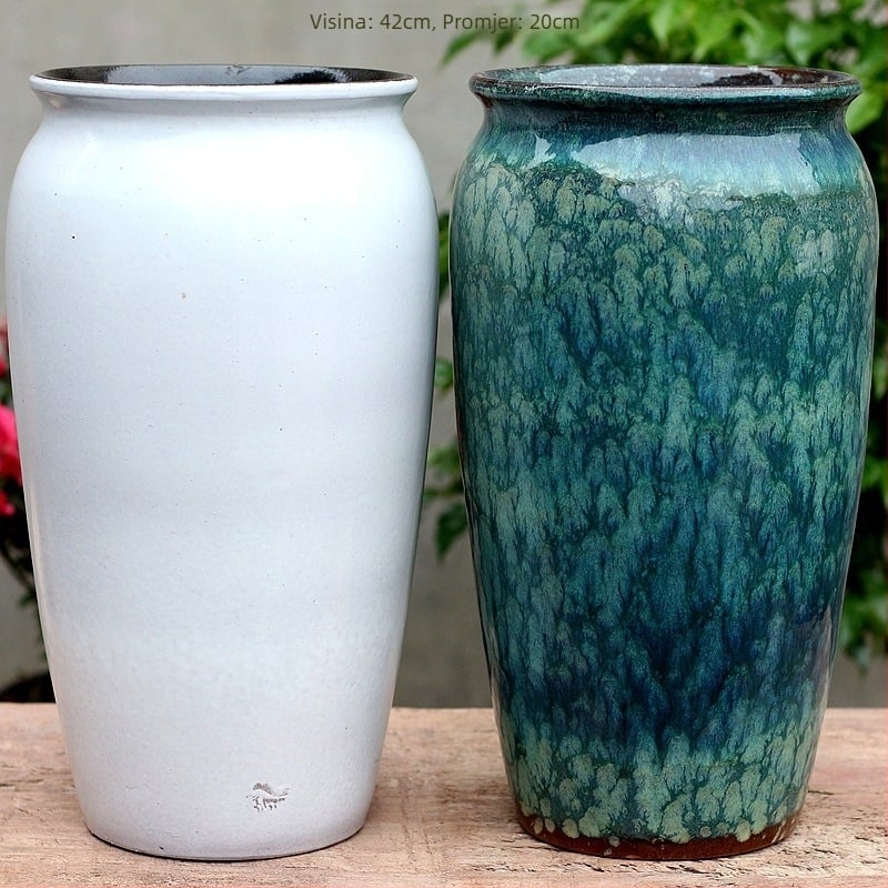 Keramički lonac za cvijeće s prozračnim dizajnom; otporan na koroziju i izdržljiv; pogodan za stol ili pod