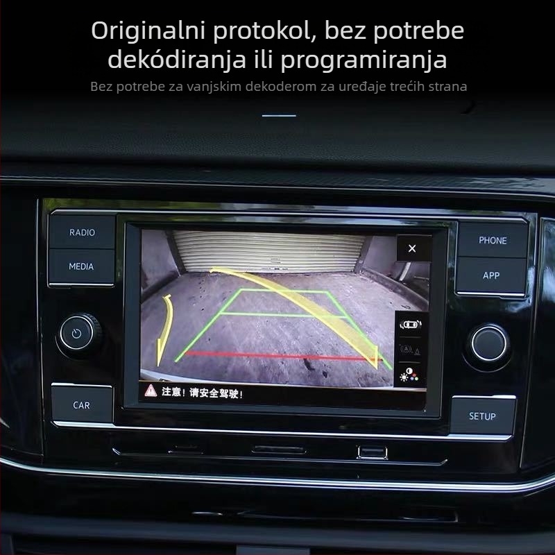 Zadnja kamera za Golf 7/8, Beetle, Magotan i Lingdu — metalno kućište, 1080 rezolucija, 170° kut gledanja, 12V napajanje, CVBS/originalni auto signal