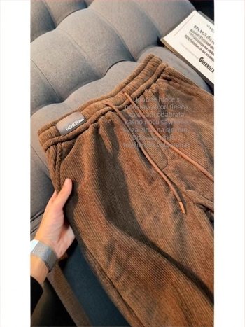 Corduroy hlače s fleec podstavom, ravni kroj, srednji struk, vezanje šnuralom, zimske svakodnevne hlače