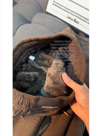 Corduroy hlače s fleec podstavom, ravni kroj, srednji struk, vezanje šnuralom, zimske svakodnevne hlače