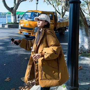 Ženski kaput srednje duljine, vodootporan i topao s punjenjem od poliestera i pamuka, kapuljača, zip