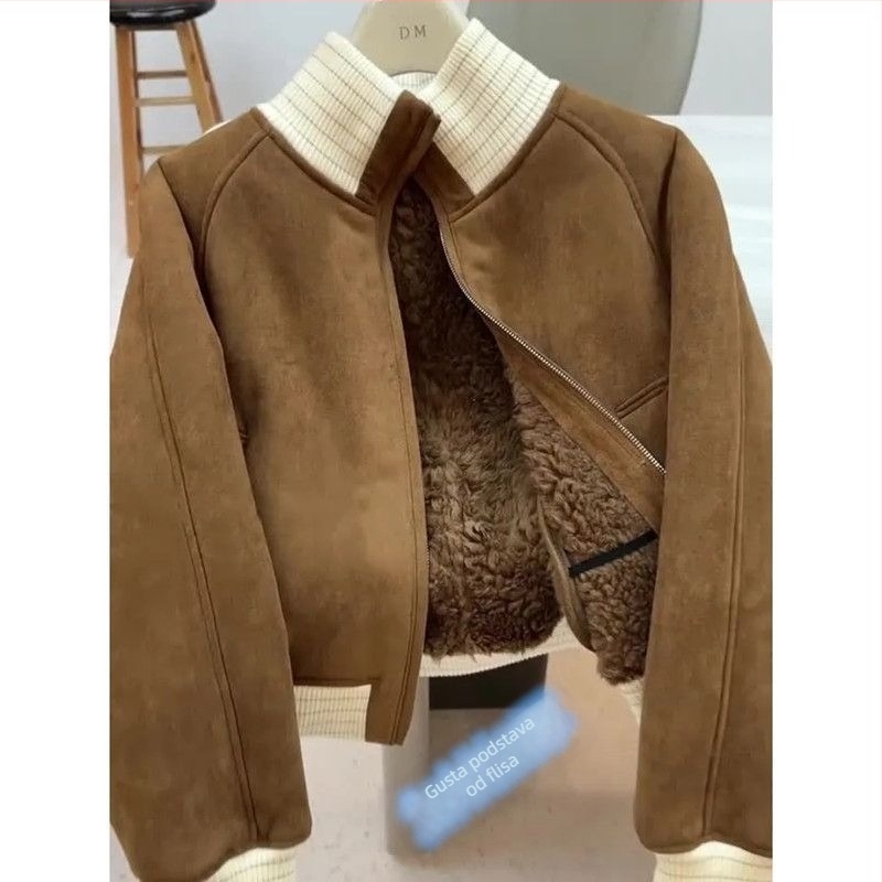 Kaput od ovčje vune s flis podstavom, dugi rukavi, stojeći ovratnik, srednje duljine