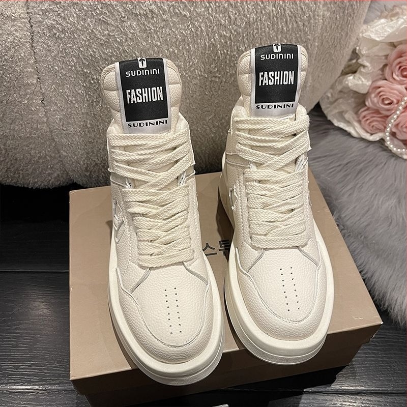 Ženske tenisice za sport s povećanjem visine, srednje visoke, gornji dio od super vlakana, gumena potplat, vezanje