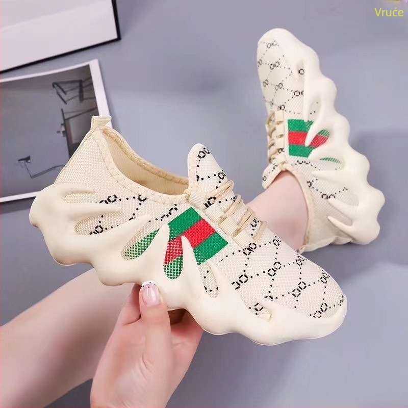 Ženske sportske tenisice — mrežasti gornji dio, potplat formiran injekcijom, niski đon 1–3 cm, pamučni uložak, prozračnost