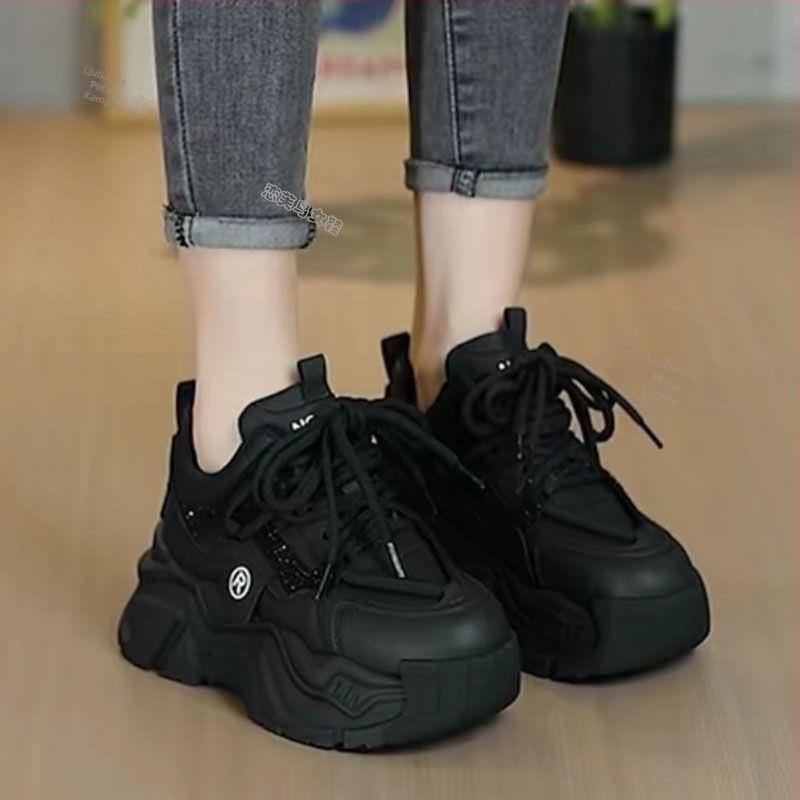 Ženske platforme tenisice u stilu dad shoe, lagane i udobne, platnena gornja, TPU potplat, vezanje, unutarnje podizanje visine, zimska sezona