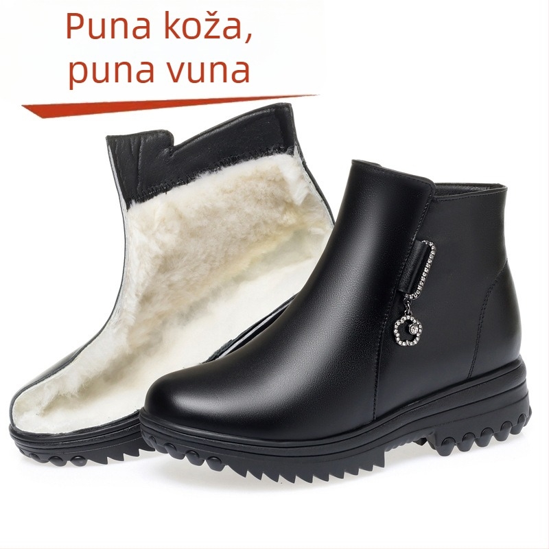 Ženske kožne čizme s vunenom podstavom, bočni zatvarač, gumeni đon