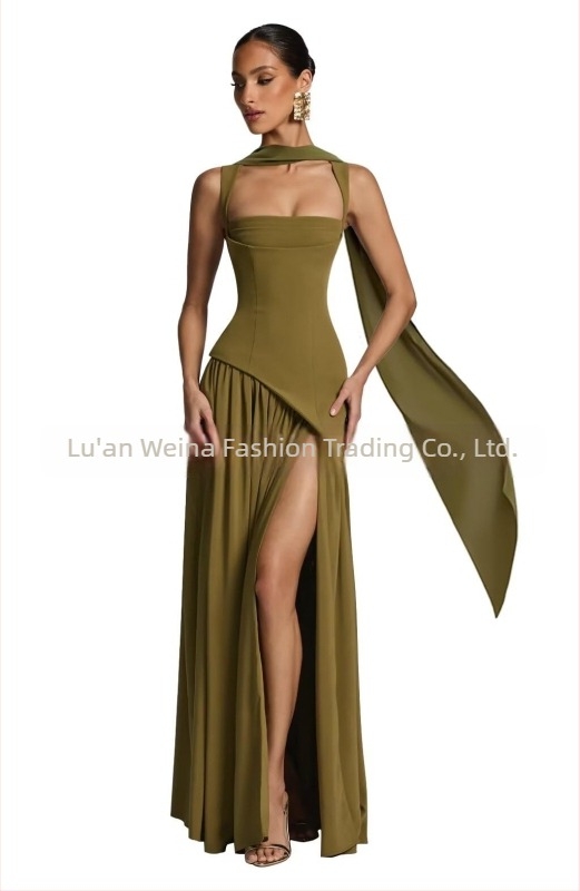 Večernja haljina od poliestera, dugačka, bez rukava, s izrezom tubusnog tipa