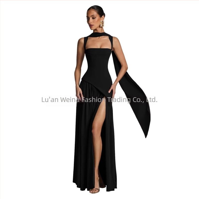 Večernja haljina od poliestera, dugačka, bez rukava, s izrezom tubusnog tipa