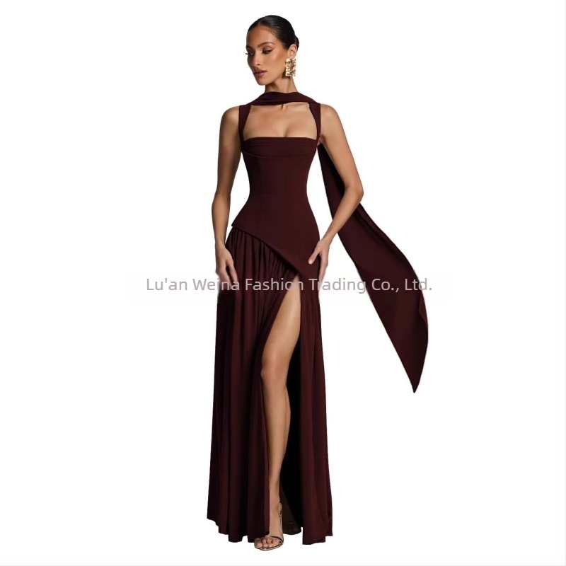 Večernja haljina od poliestera, dugačka, bez rukava, s izrezom tubusnog tipa