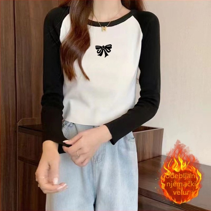 Dvostrano velur print slim-fit top s dugim rukavima i okruglim izrezom; poliester velur 50–70% glavni i sekundarni