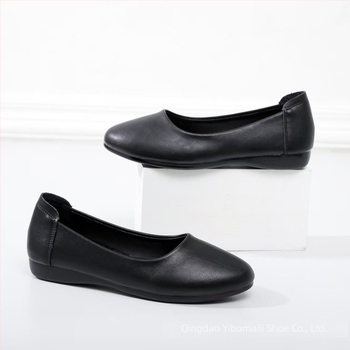 Ženske kožne radne cipele, okrugli vrh, dva sloja teleće kože, niska peta, gumeni đon, slip-on