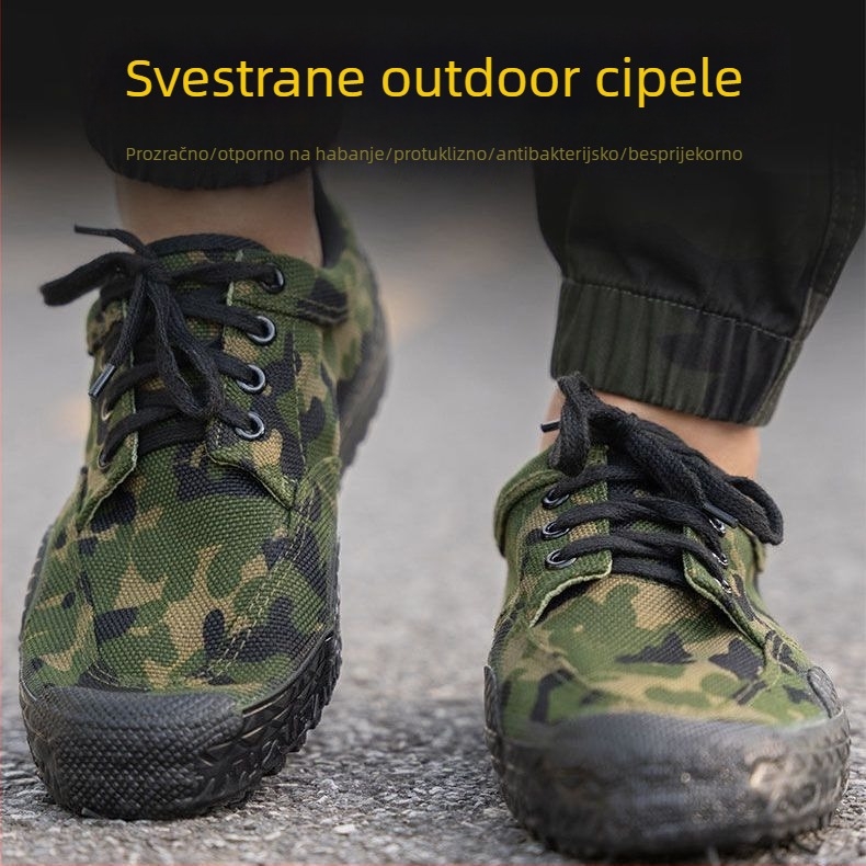 Muške radne tenisice s kamuflažnim platnom, prozračna mrežasta podstava, protuklizna i otporna na habanje vulkanizirana gumena potplat, niski gornji dio, vezanje