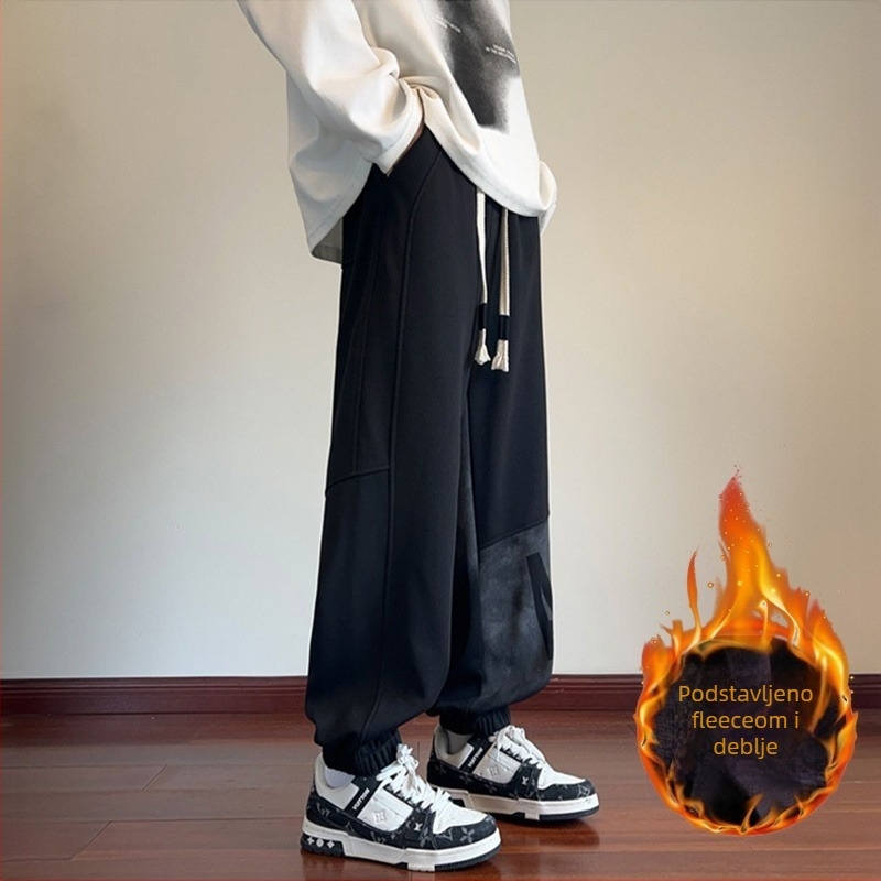 Muške fleece sportske hlače, slobodan kroj, pojas s vezicom, print s tekstom, poliester